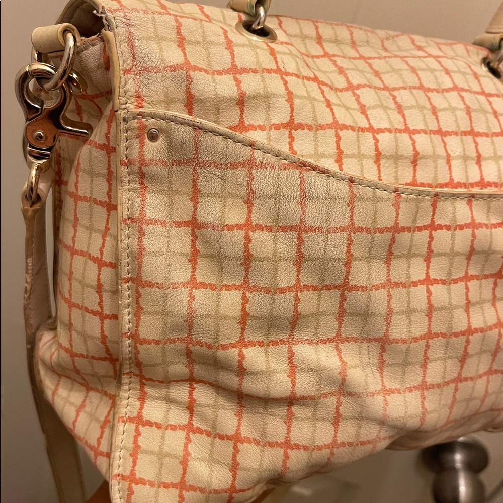 Tory Burch please check all picture of condition - Picture 6 of 17